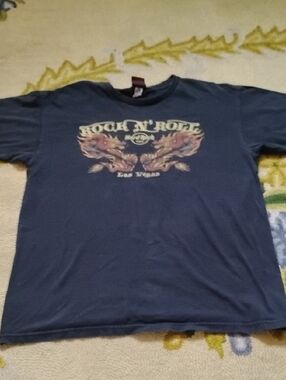 Hard Rock Cafe Navy Short Sleeve Rock 'N' Roll Graphic Tee with Red Accents